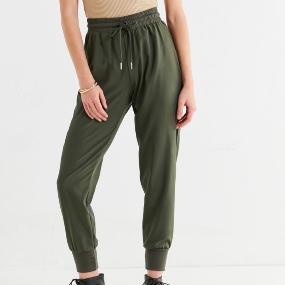 2 pairs of casual thin joggers